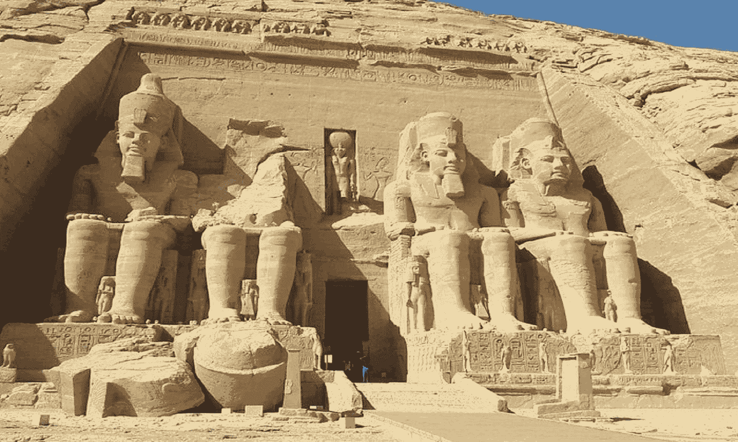 مصر تتصدر شمال أفريقيا في عائدات السياحة وتسجل ارتفاعًا ملحوظًا بالنصف الأول من 2025
